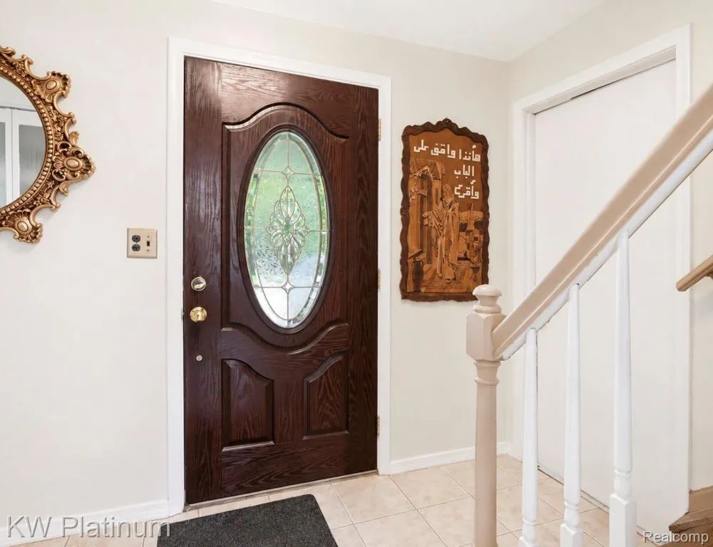 13615 Brookside Drive Sterling Heights City, MI 48313
