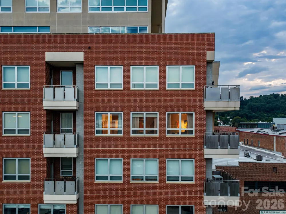 12 S Lexington Avenue #407 Asheville, NC 28801