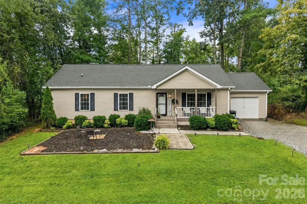 47 Fox Road Asheville, NC 28804