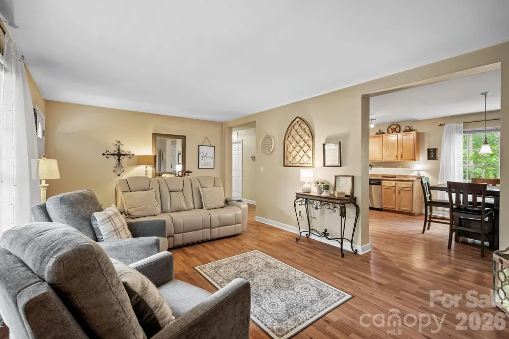 47 Fox Road Asheville, NC 28804