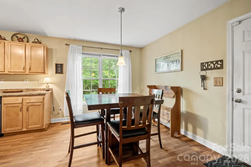 47 Fox Road Asheville, NC 28804