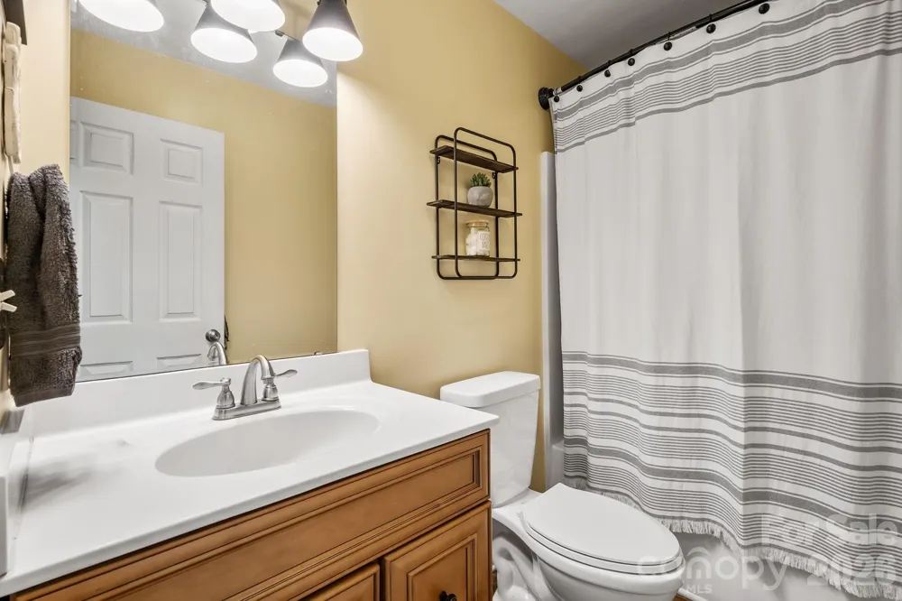 47 Fox Road Asheville, NC 28804