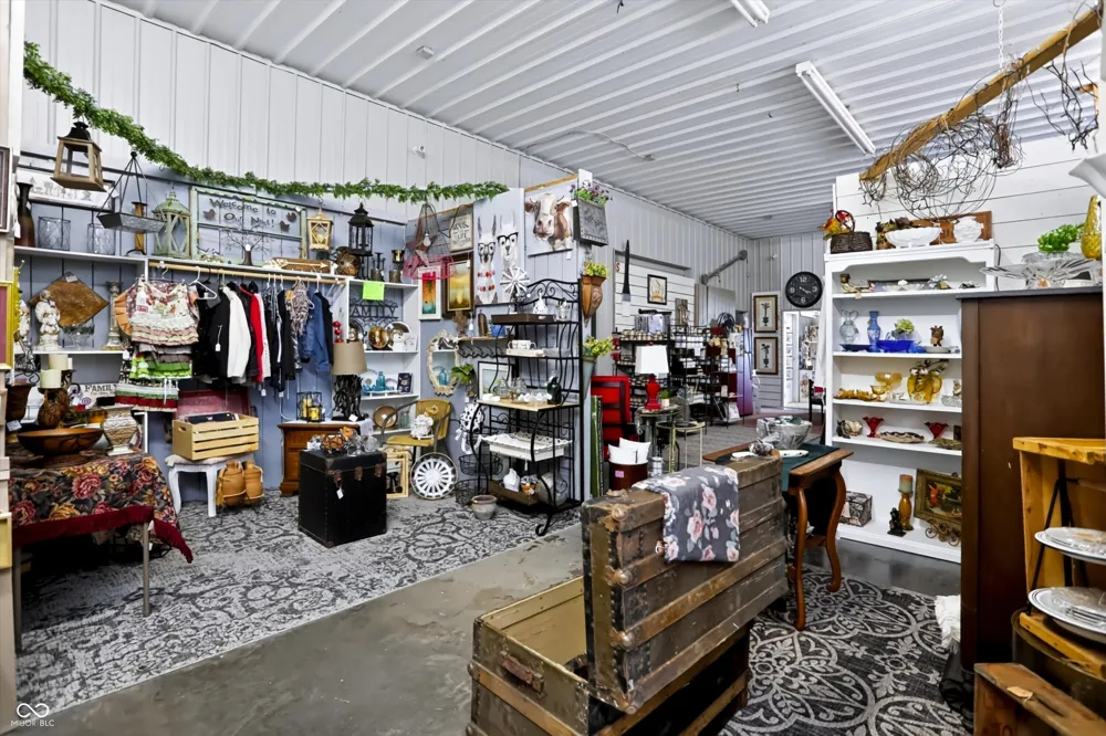 291 E Two Cent Road Bargersville, IN 46106