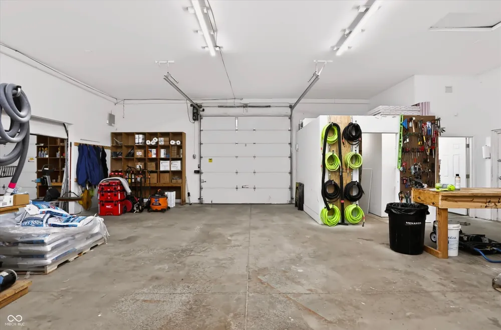 291 E Two Cent Road Bargersville, IN 46106
