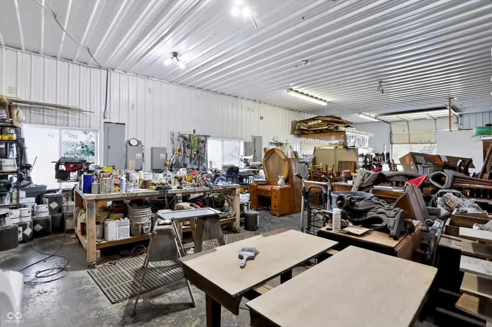 291 E Two Cent Road Bargersville, IN 46106