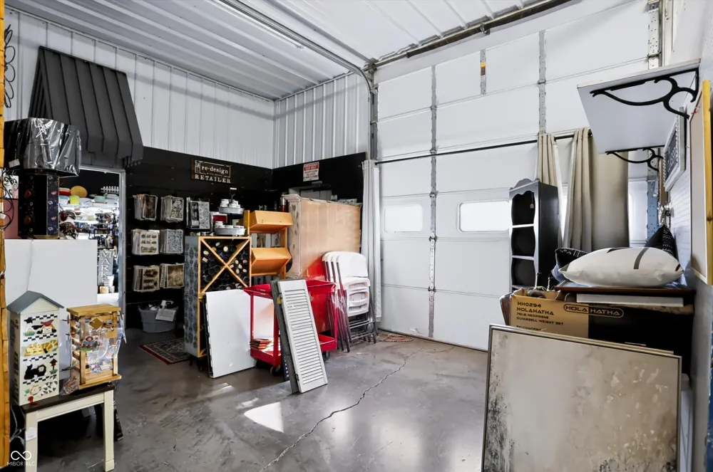 291 E Two Cent Road Bargersville, IN 46106