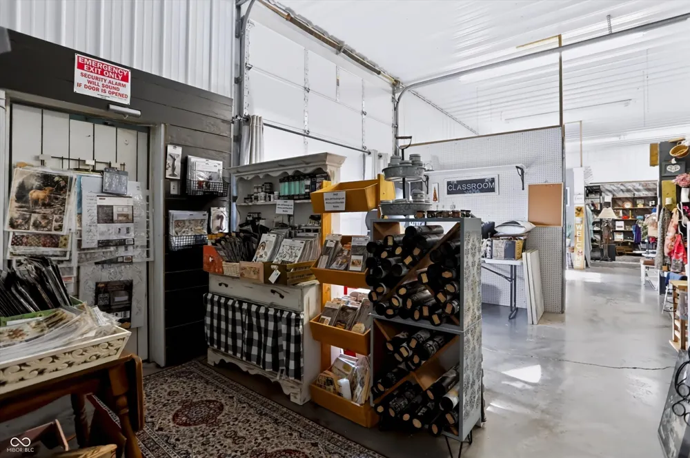 291 E Two Cent Road Bargersville, IN 46106