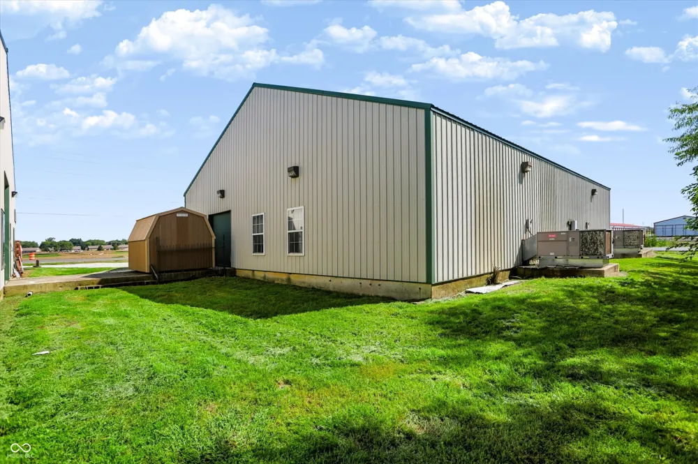 291 E Two Cent Road Bargersville, IN 46106