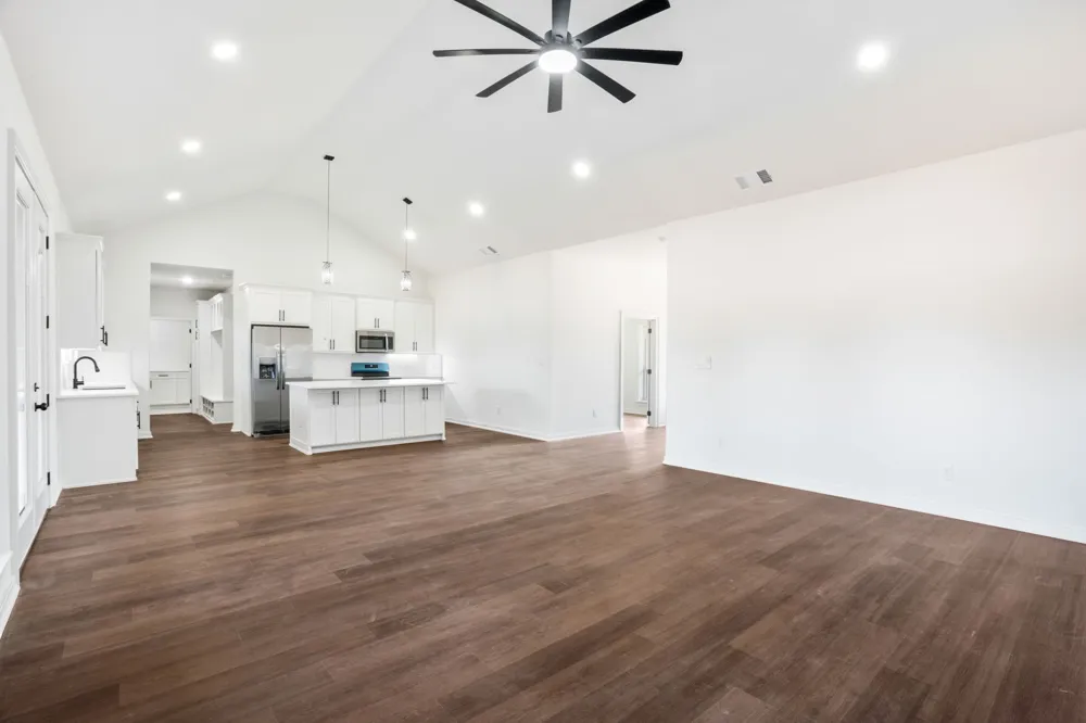 4258 County Road 204 Alvarado, TX 76009