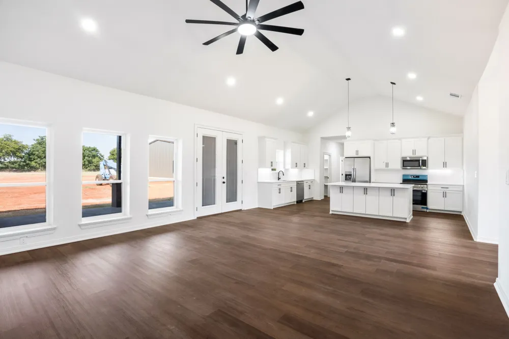 4258 County Road 204 Alvarado, TX 76009