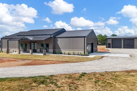 4258 County Road 204