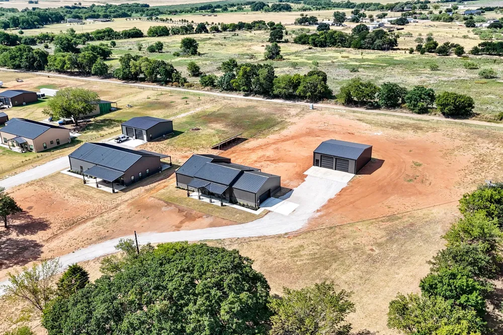 4258 County Road 204 Alvarado, TX 76009