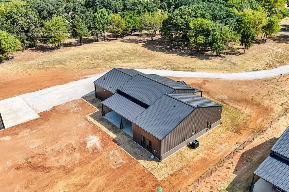 4258 County Road 204 Alvarado, TX 76009