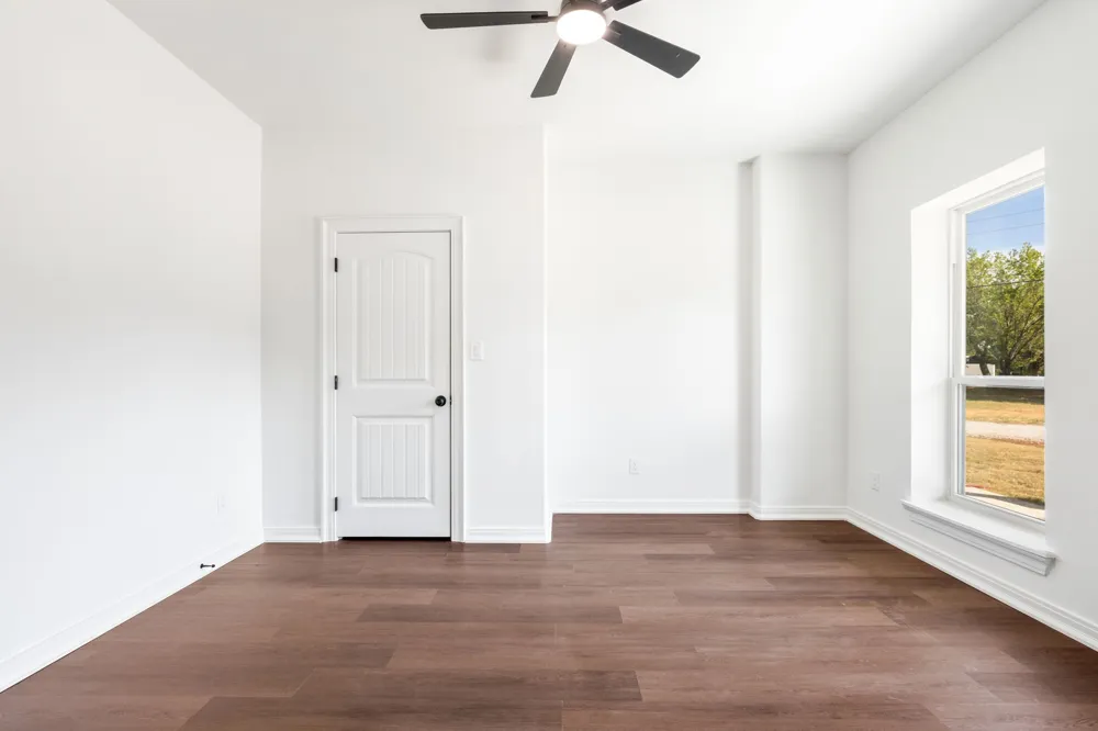 4258 County Road 204 Alvarado, TX 76009