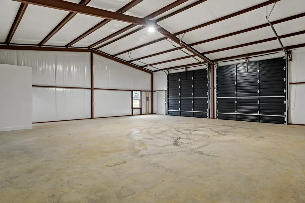 4258 County Road 204 Alvarado, TX 76009