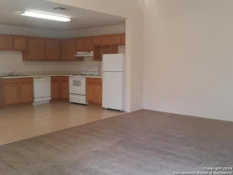 7307 GOLF VISTA BLVD