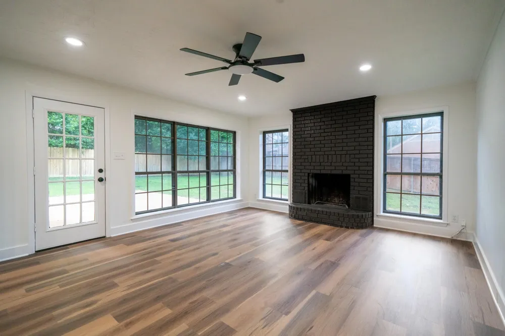 1503 Waterlily Lane Longview, TX 75604