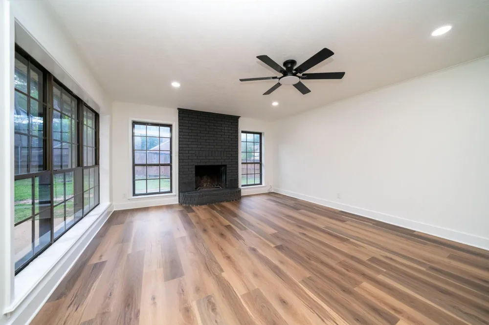 1503 Waterlily Lane Longview, TX 75604
