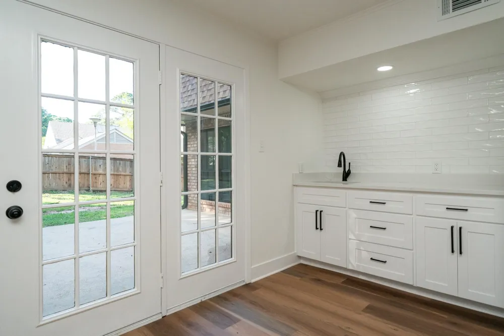 1503 Waterlily Lane Longview, TX 75604