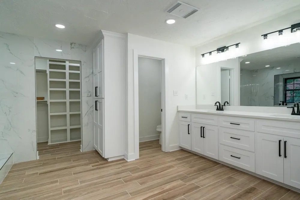 1503 Waterlily Lane Longview, TX 75604