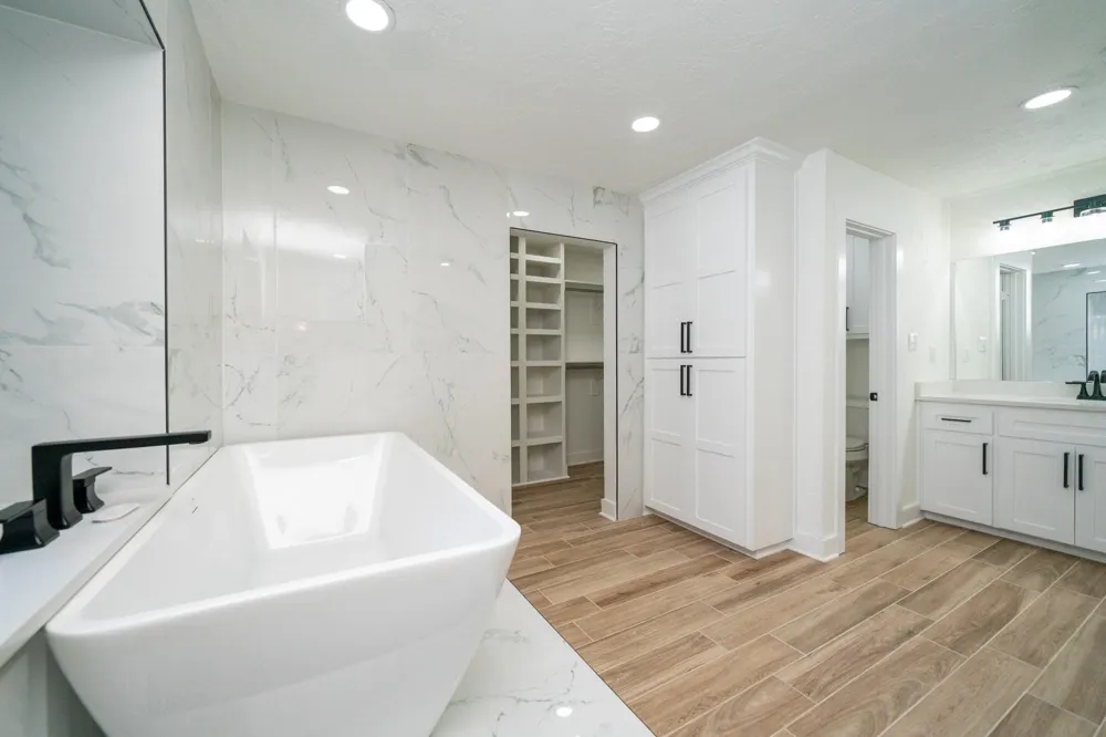 1503 Waterlily Lane Longview, TX 75604