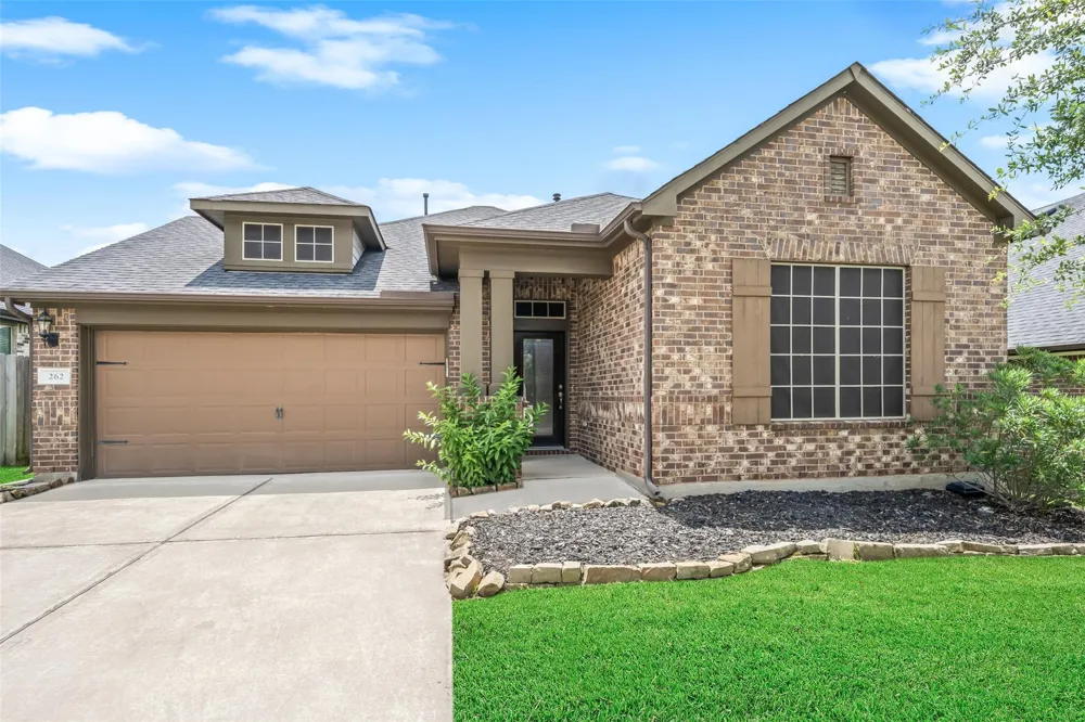262 Pleasant Hill Way Conroe, TX 77304