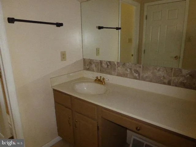 262 WINDOVER DRIVE Fort Ashby, WV 26719