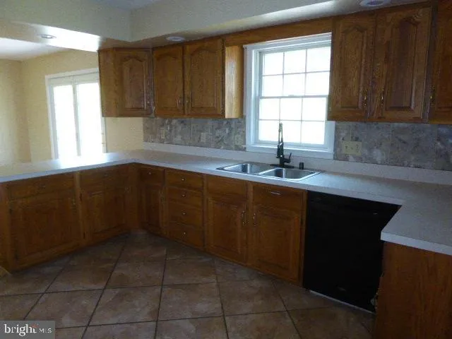 262 WINDOVER DRIVE Fort Ashby, WV 26719