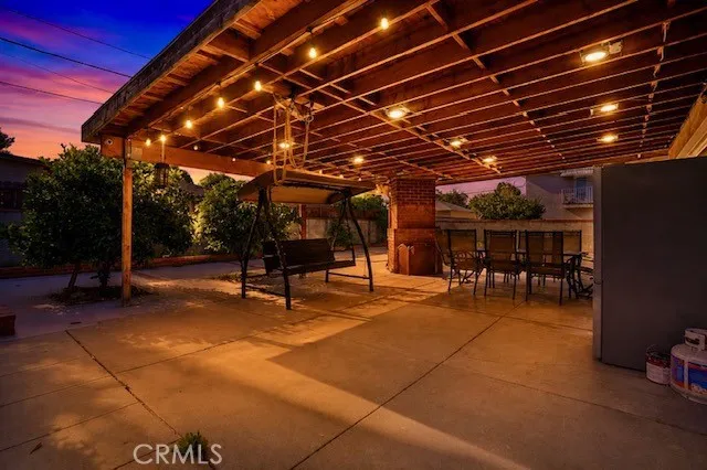 6949 Aura Avenue Reseda, CA 91335