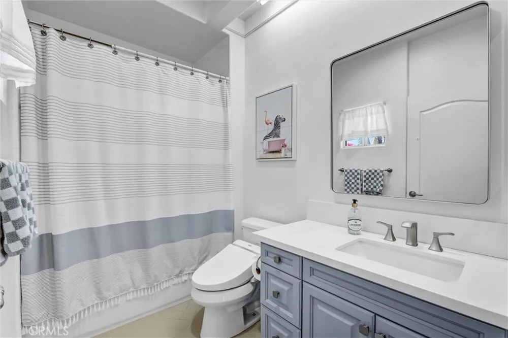 7325 Rutherford Hill Drive West Hills, CA 91307