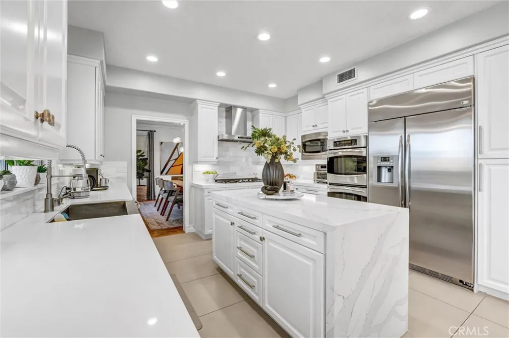 7325 Rutherford Hill Drive West Hills, CA 91307