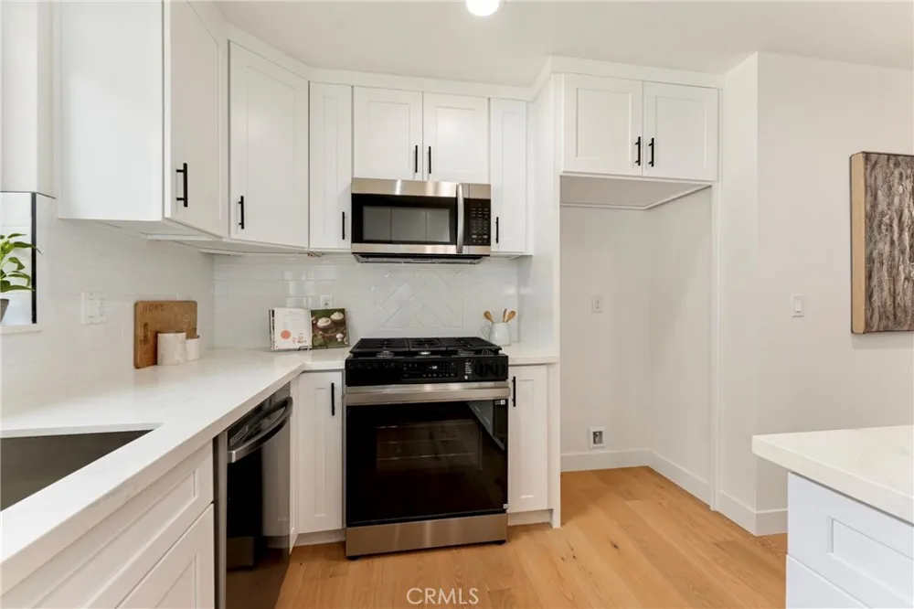 180 W Highland Avenue Sierra Madre, CA 91024