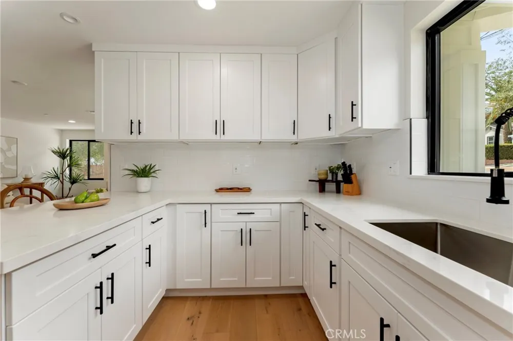 180 W Highland Avenue Sierra Madre, CA 91024