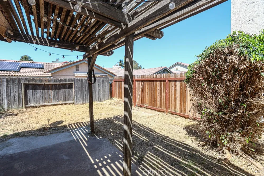 2760 Condor Creek Ontario, CA 91761