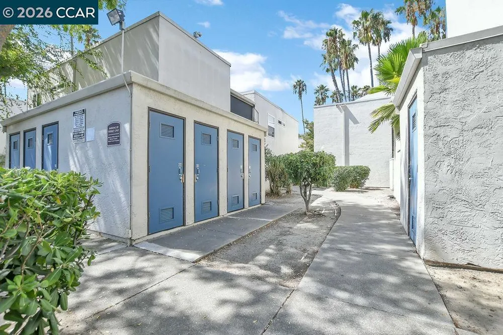1660 Laguna Street #B Concord, CA 94520