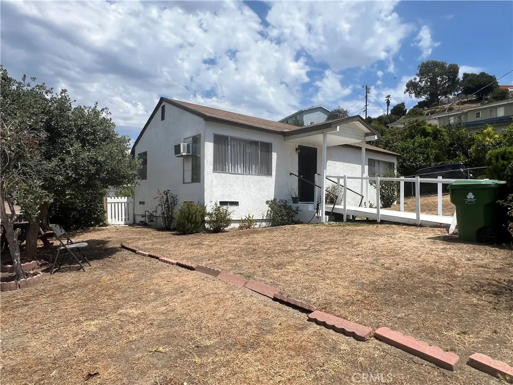 5025 Budau Place Los Angeles, CA 90032