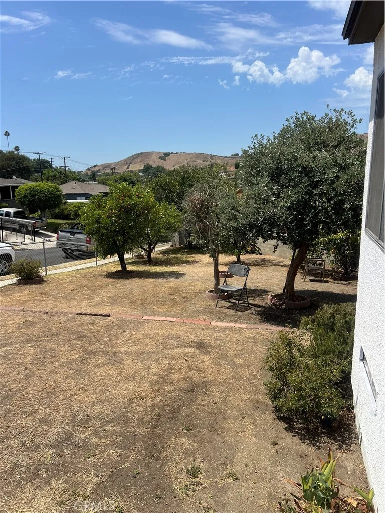 5025 Budau Place Los Angeles, CA 90032