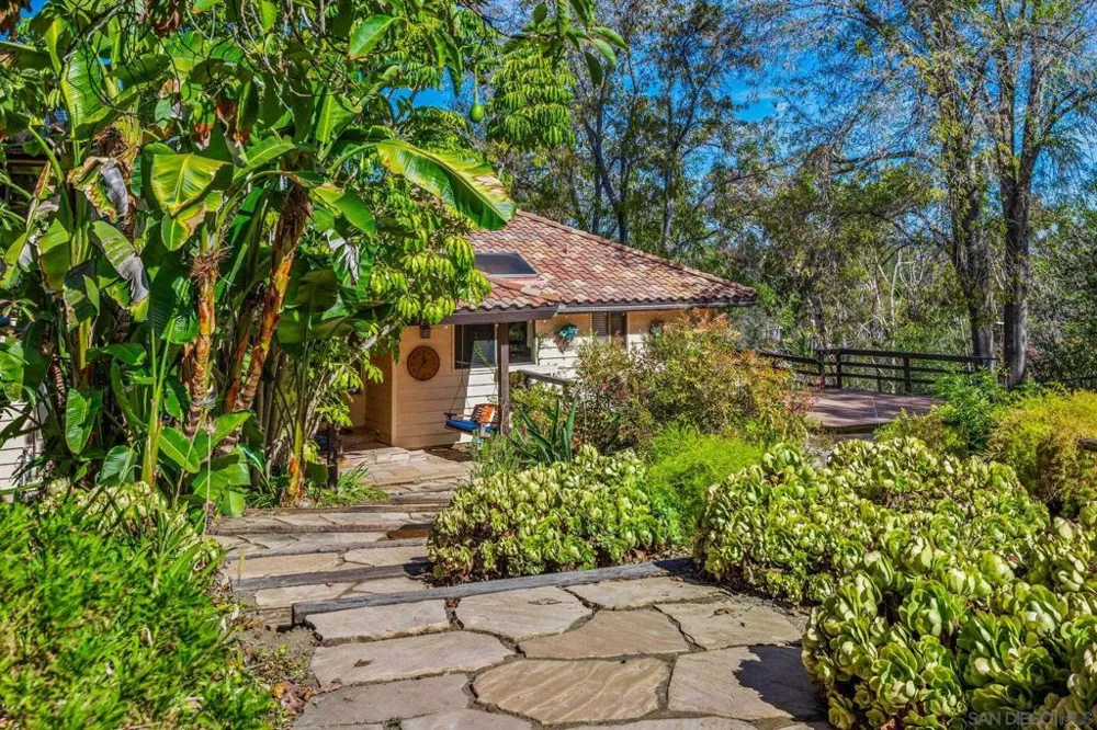 3209 Mary Ln Escondido, CA 92025