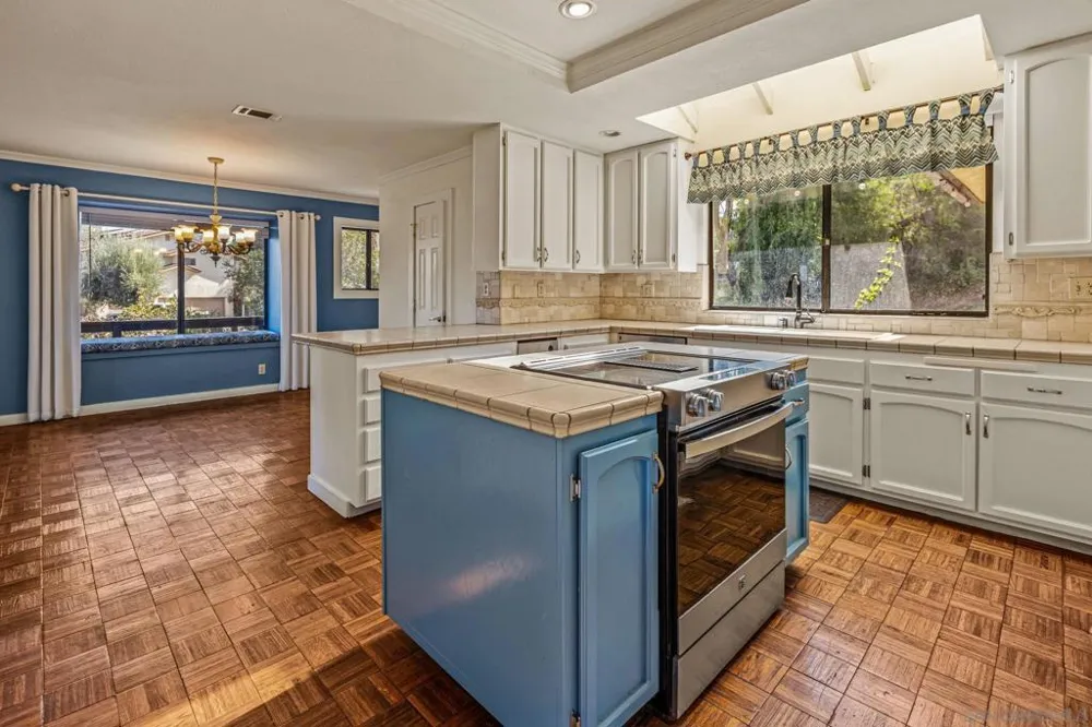 3209 Mary Ln Escondido, CA 92025