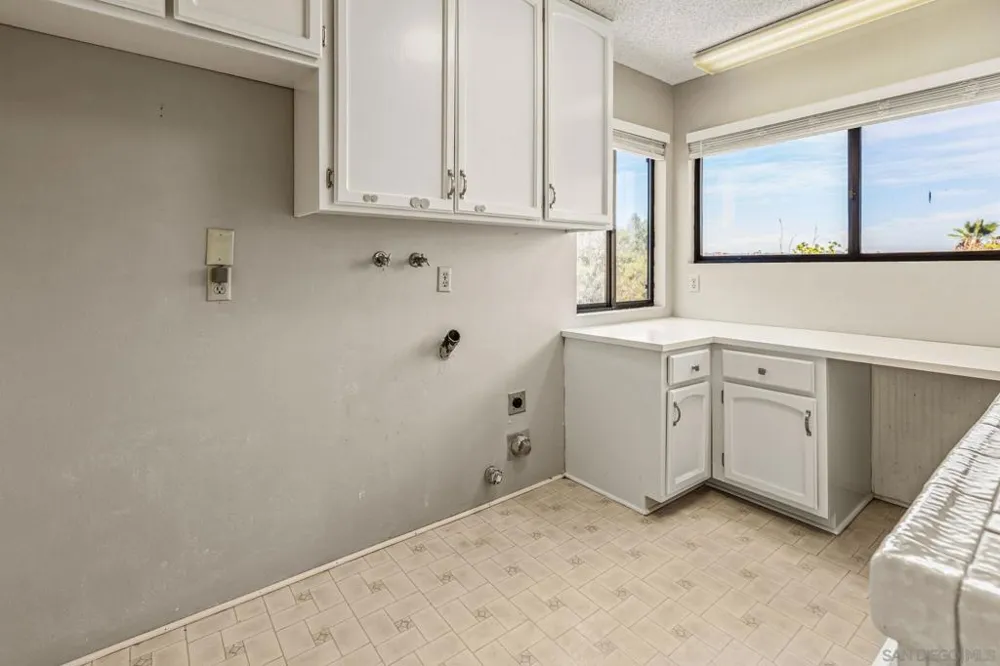 3209 Mary Ln Escondido, CA 92025