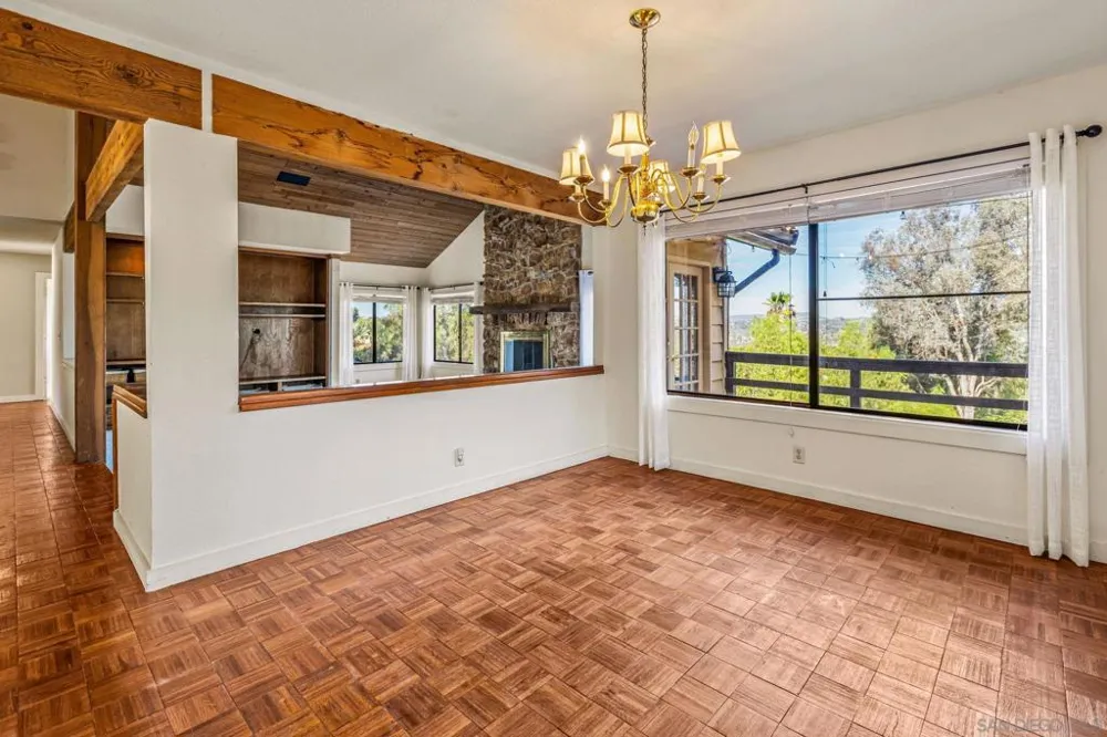 3209 Mary Ln Escondido, CA 92025