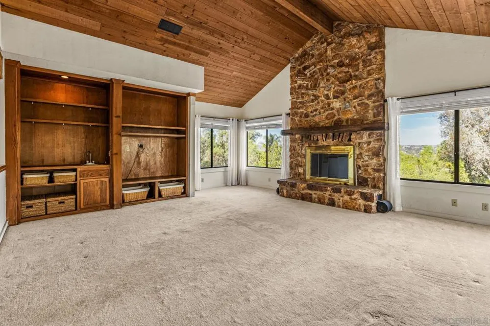 3209 Mary Ln Escondido, CA 92025