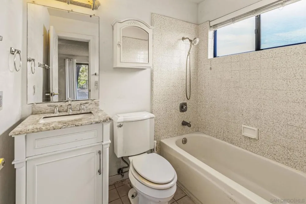 3209 Mary Ln Escondido, CA 92025