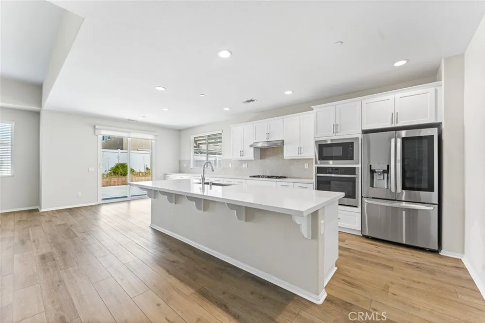 2107 Helconia Court Palmdale, CA 93551