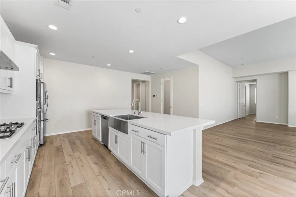 2107 Helconia Court Palmdale, CA 93551