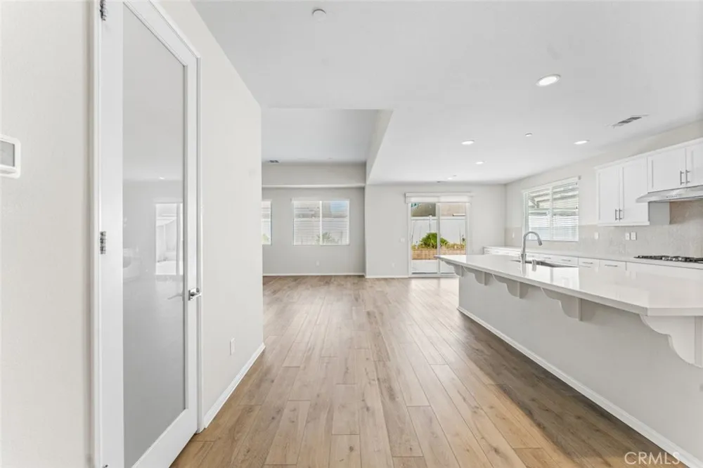 2107 Helconia Court Palmdale, CA 93551