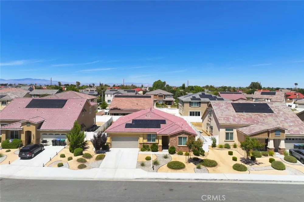 2107 Helconia Court Palmdale, CA 93551