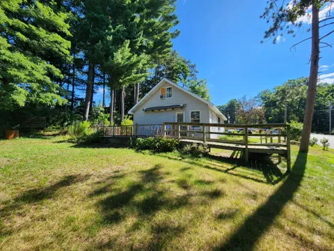 347 W Foss Avenue