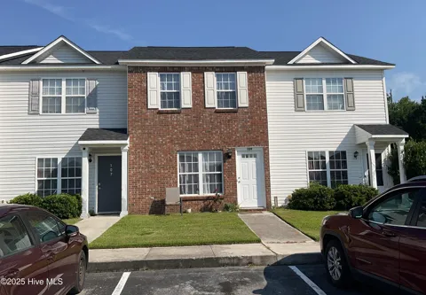 109 Fairwood Court