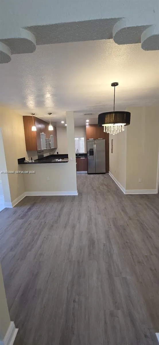 1259 NW 34th Ave Miami, FL 33125